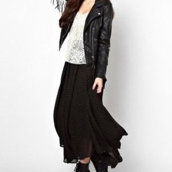 Free People NWOT Size M Lovely Lady skirt - Picture 2 of 6